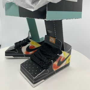 Toygami Sneakerheads Paper Art